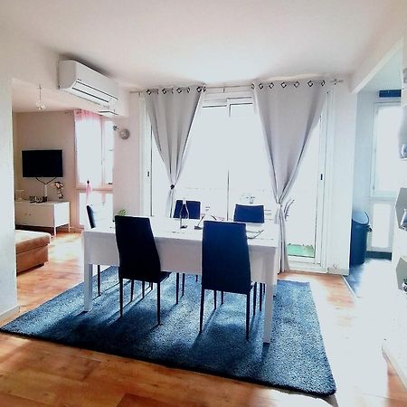 أفينيون Modern Apart 70M2 - 2 Rooms - Parking المظهر الخارجي الصورة